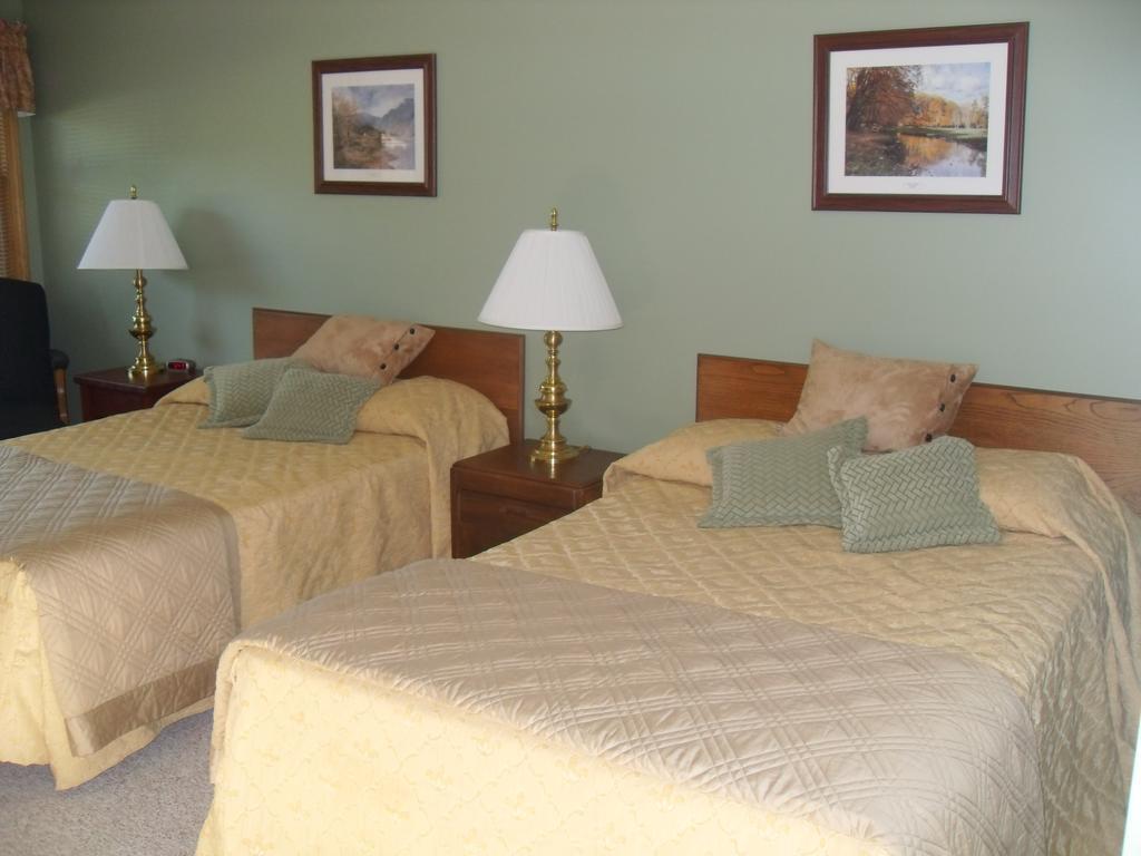 Jack O'Lantern Resort Lodging Woodstock Room photo