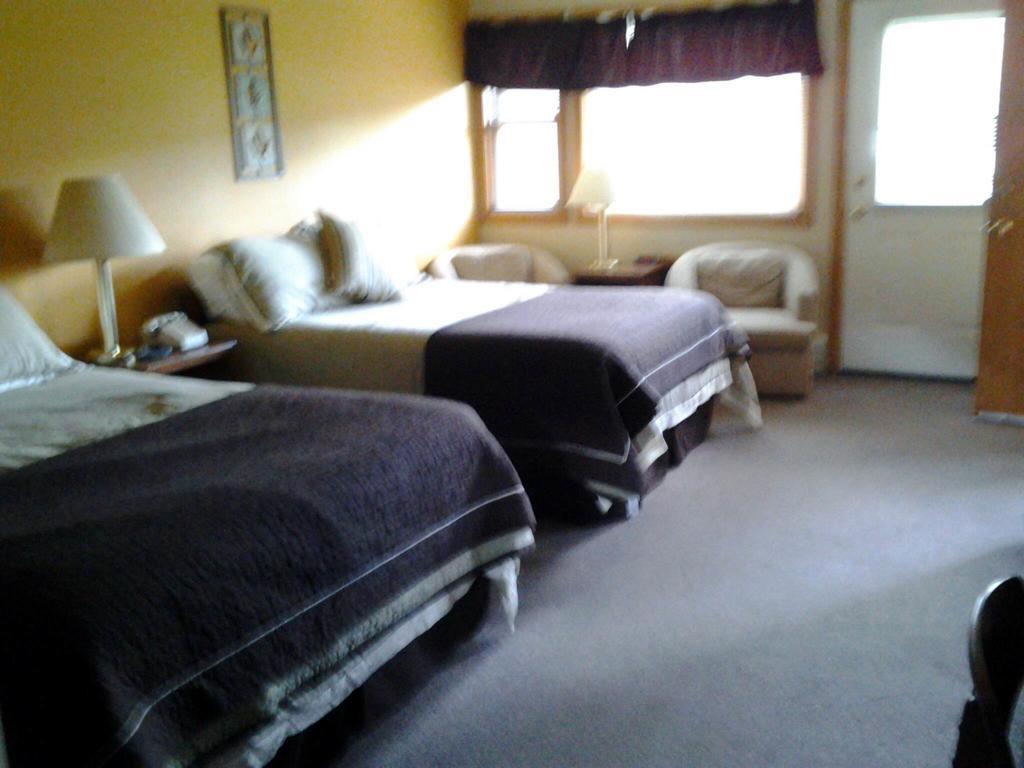 Jack O'Lantern Resort Lodging Woodstock Room photo