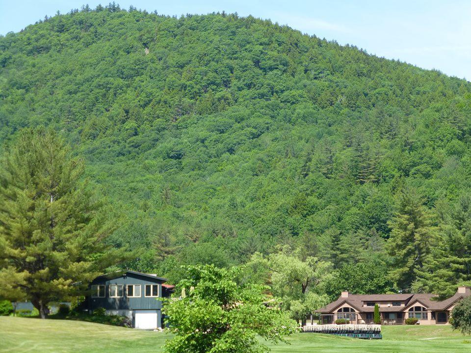 Jack O'Lantern Resort Lodging Woodstock Exterior photo